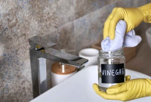 4 Surprising Ways Your Business Can Use Vinegar